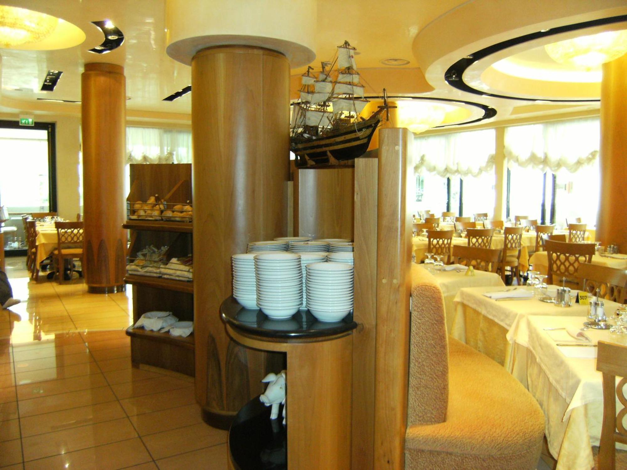 Hotel Europa Bibione Kültér fotó